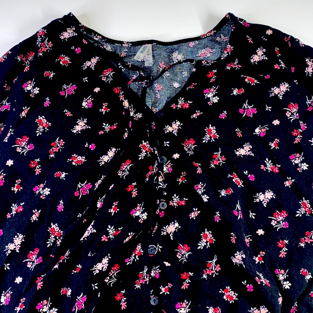 Mudd Loose Long  Sleeve Blouse
